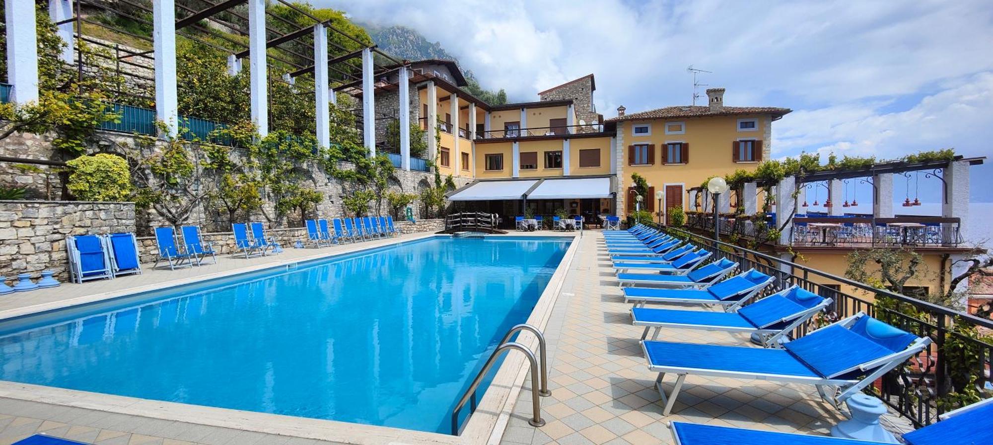 Hotel Palazzina Гарньяно Экстерьер фото