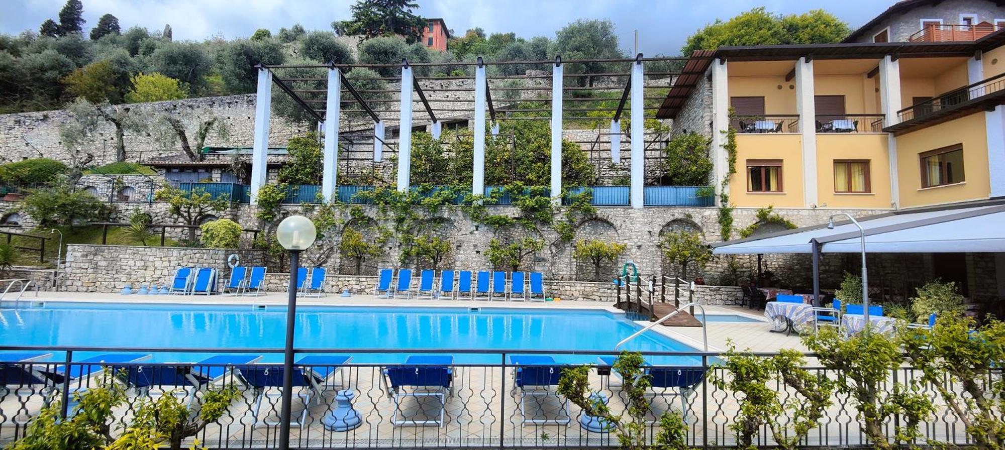 Hotel Palazzina Гарньяно Экстерьер фото
