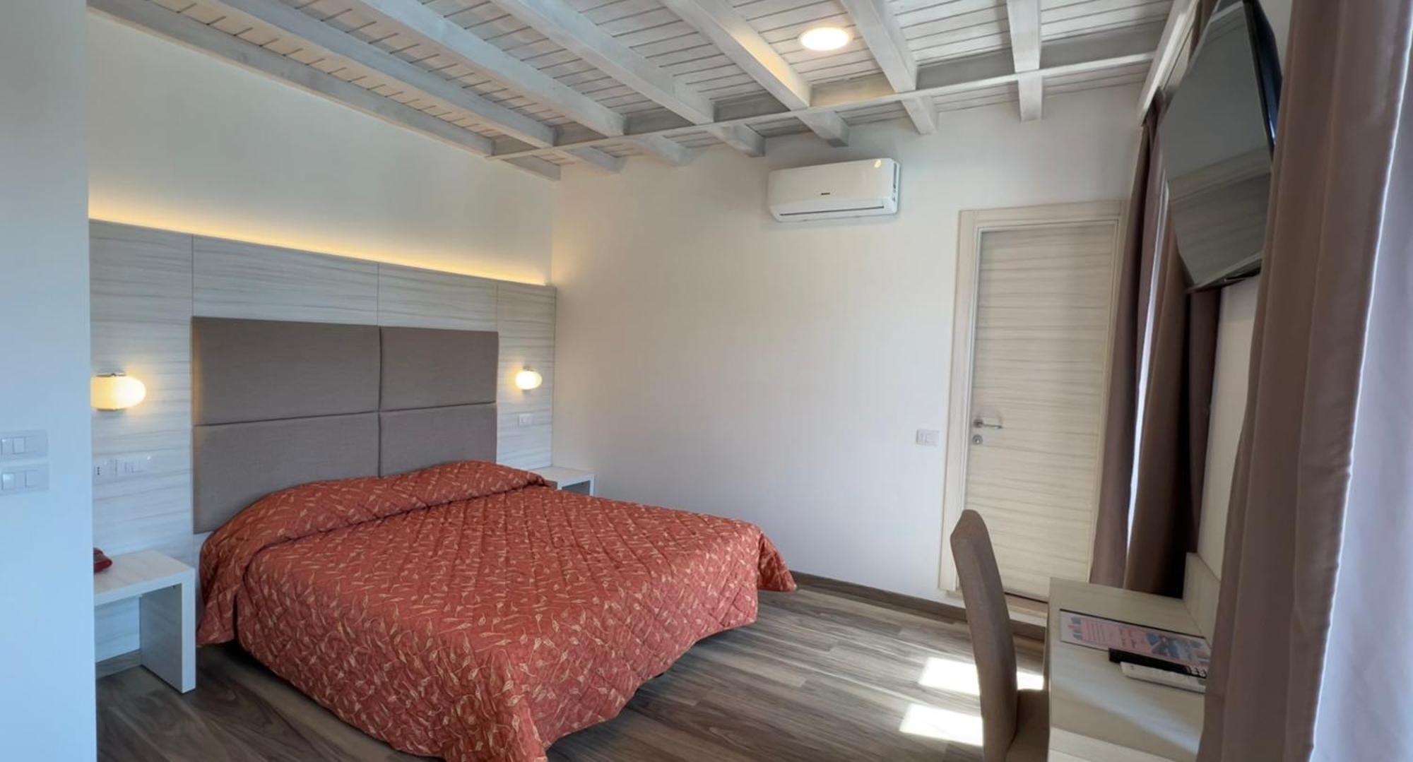 Hotel Palazzina Гарньяно Номер фото