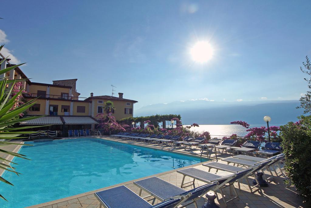 Hotel Palazzina Гарньяно Экстерьер фото