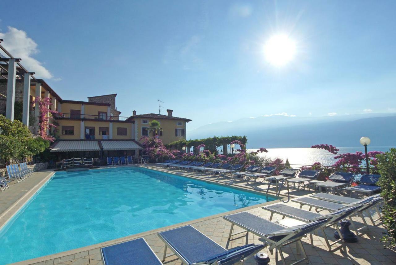 Hotel Palazzina Гарньяно Экстерьер фото